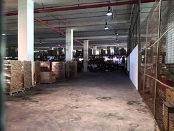 Gul Crescent (D22), Warehouse #581166941